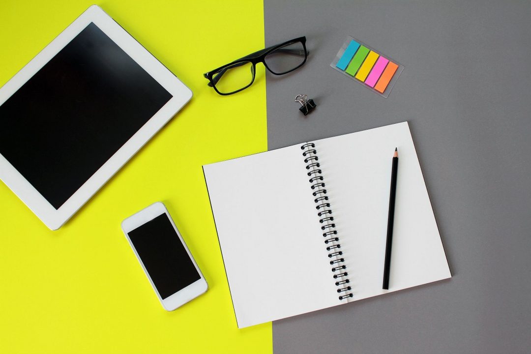 Differences between blog posts and pages